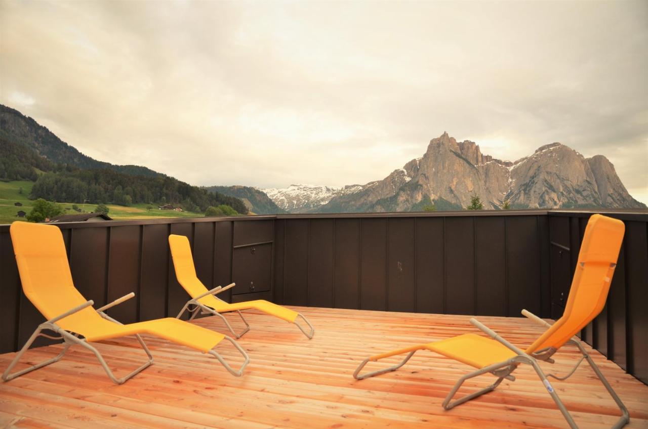 Aparthotel Kastelart - Karbon Castelrotto Exterior foto